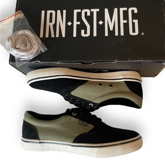 NWB Iron Fist Kid Simsole Sneakers in Olive Black Unisex Woman 9 Men 7 - Picture 2 of 13